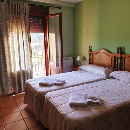 Hotel Torres De Albarracin Екстер'єр фото