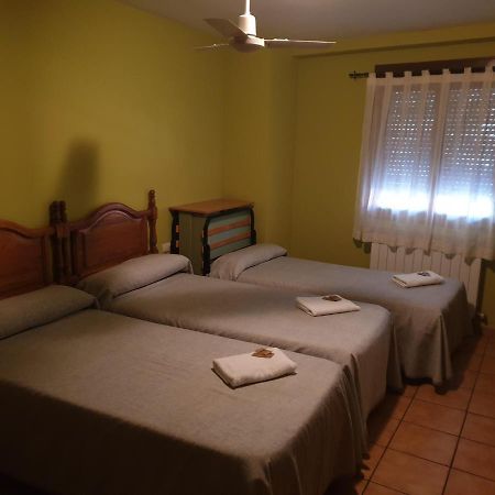 Hotel Torres De Albarracin Екстер'єр фото